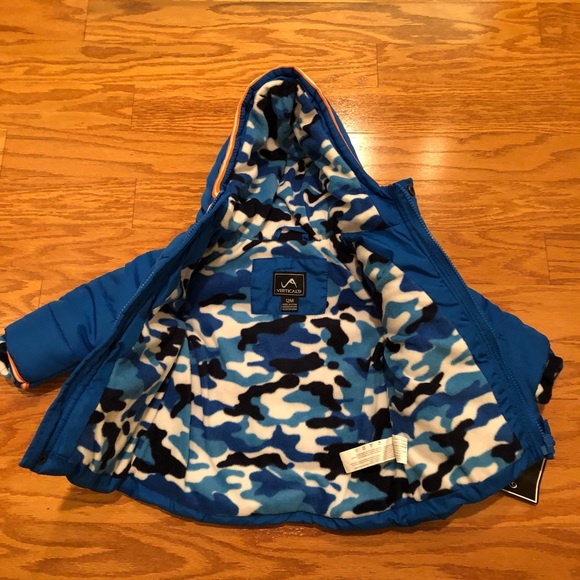 New with tags boys vertical’9 puffer winter jacket with hood size 12 months - Picture 2 of 8